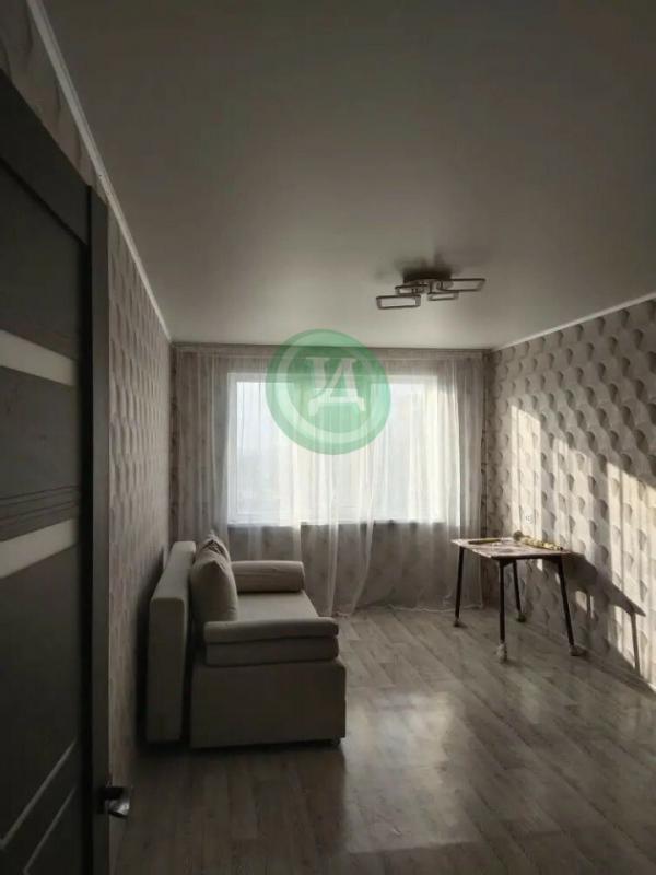 Продам 2-х комнатную квартиру, планировка -распашонка, комнаты раздельные. - Орск