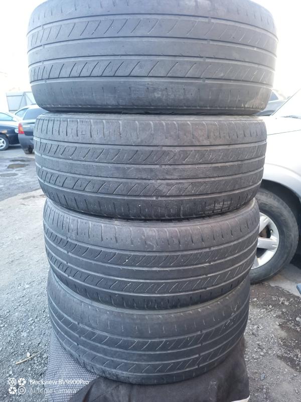 Продаются
Летние шины 235/55 r19
Без боковых порезов, без грыж - Новотроицк