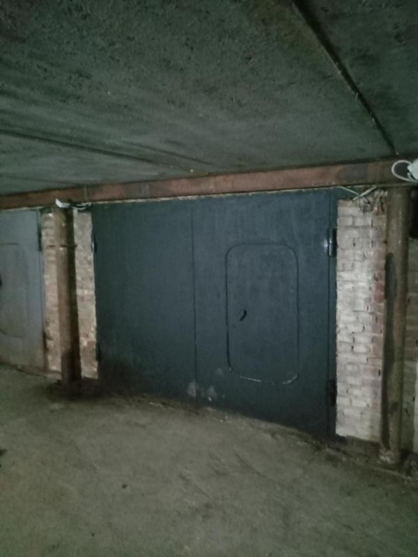 Продам подземный гараж ,7*3,5 . - Новотроицк