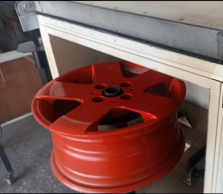 Услуги по полимерной покраске колёсных дисков, литых, кованых, стальных. - 