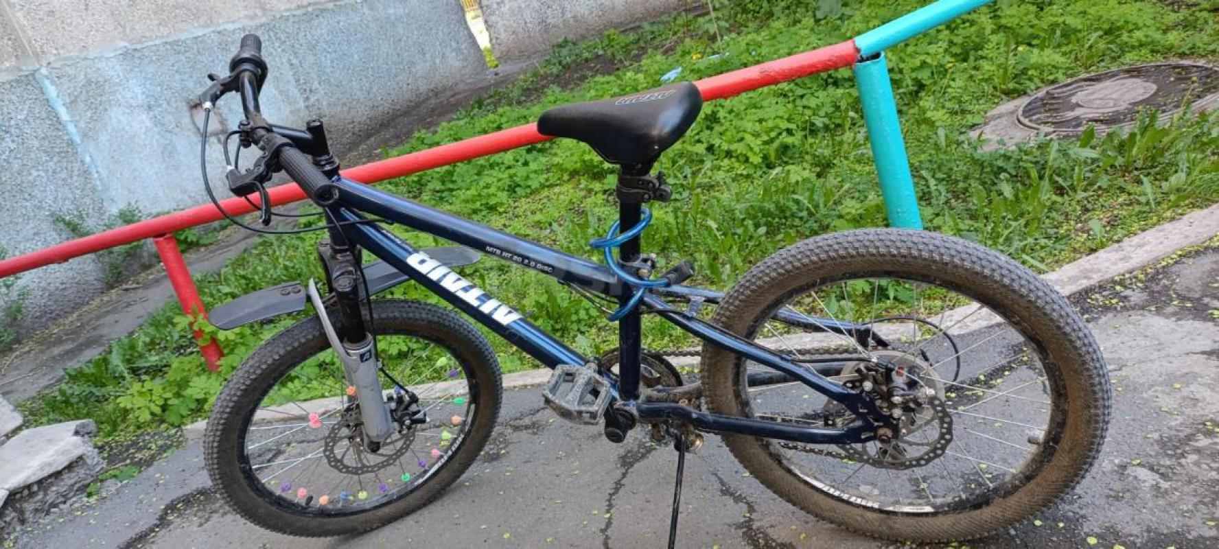 продам велосипед в хорошем состоянии с дисковыми тормозами. 6 скоростей все работают. с документами - Орск