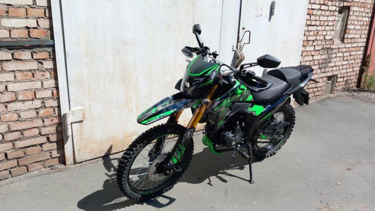 Продам новый универсальный Эндуро,мотоцикл для длительных поездок как по асфальту,так и по бездорожь - Орск