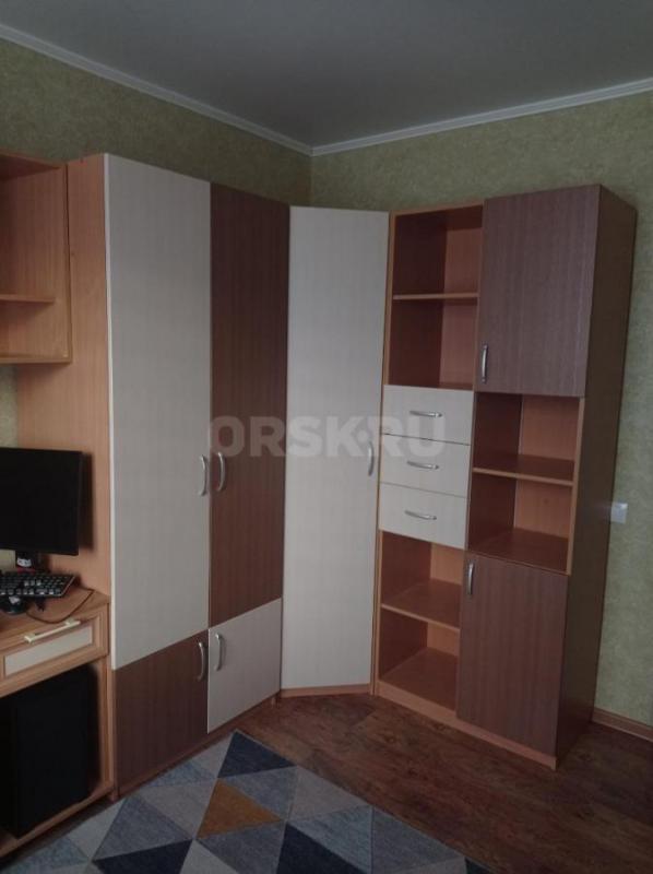 Продам шкафы и навесную полку, всё в хорошем состоянии. - Орск