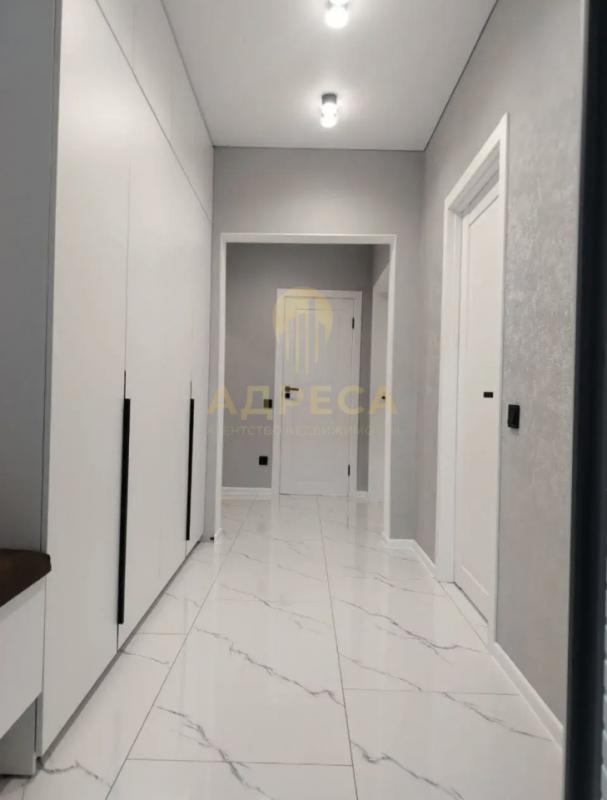 В ПРОДАЖЕ ЕВРО-3-х комнатная квартира в самом центре движения города!!! - Оренбург