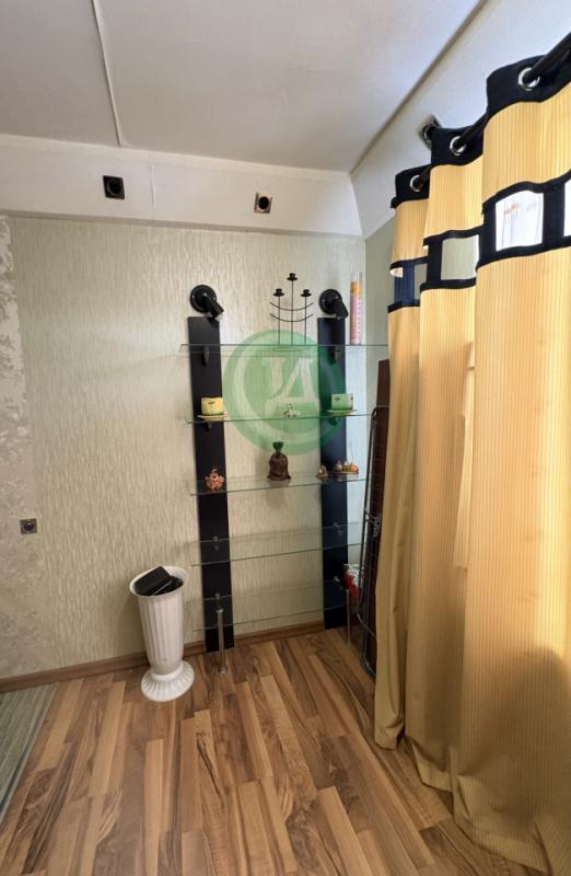 Продам 3-х комнатную квартиру по адресу: ул. - Орск