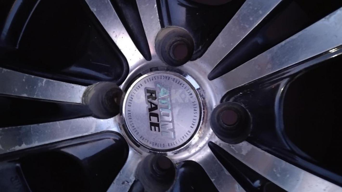 Продам комплект летней резины SAILUN,на литых дисках, в отличном состоянии,2025 г. - Орск