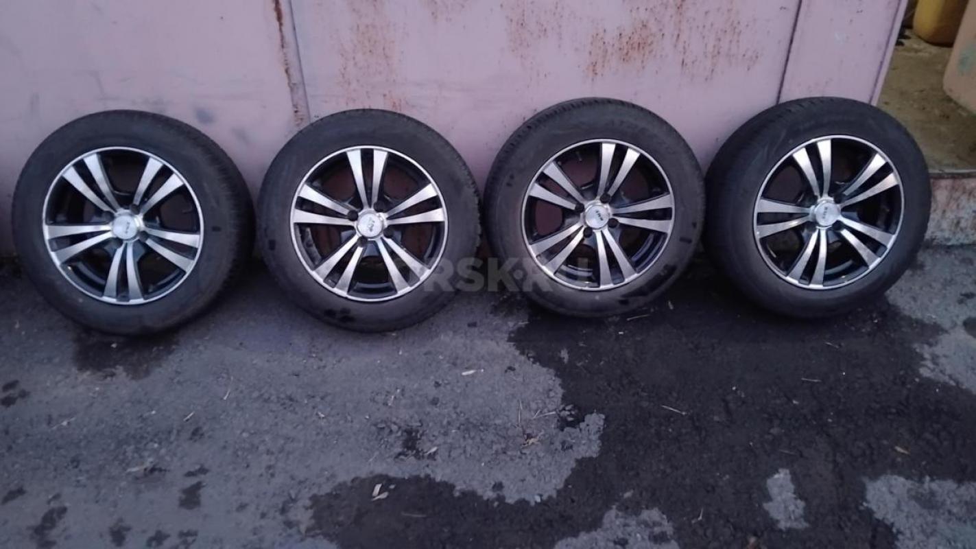 Продам комплект летней резины SAILUN,на литых дисках, в отличном состоянии,2025 г. - Орск