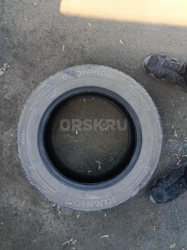 Продам шины Kumho Ecowing es 01 R 15 и штампы 4×100 - Орск