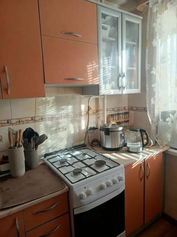 Продается угловой кухонный гарнитур в хорошем состоянии вместе с мойкой и кухонной плитой ( газ-элек - Орск