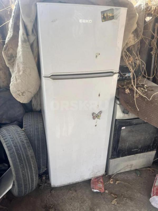 Продам холодильник б. - Орск