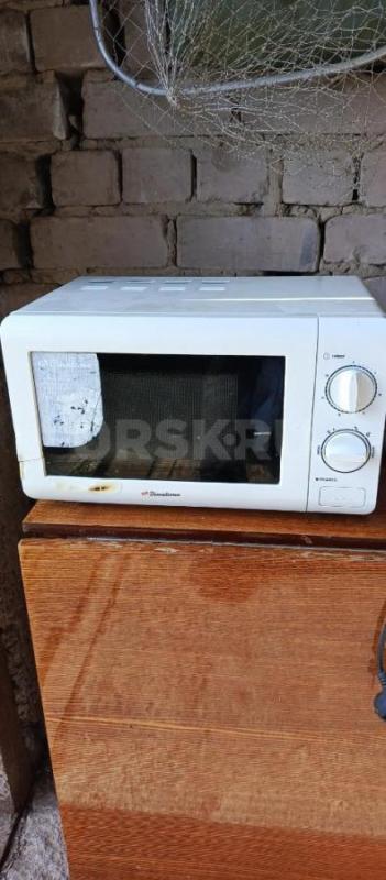 Продам микроволновую печь БУ в хорошем состоянии - Гай