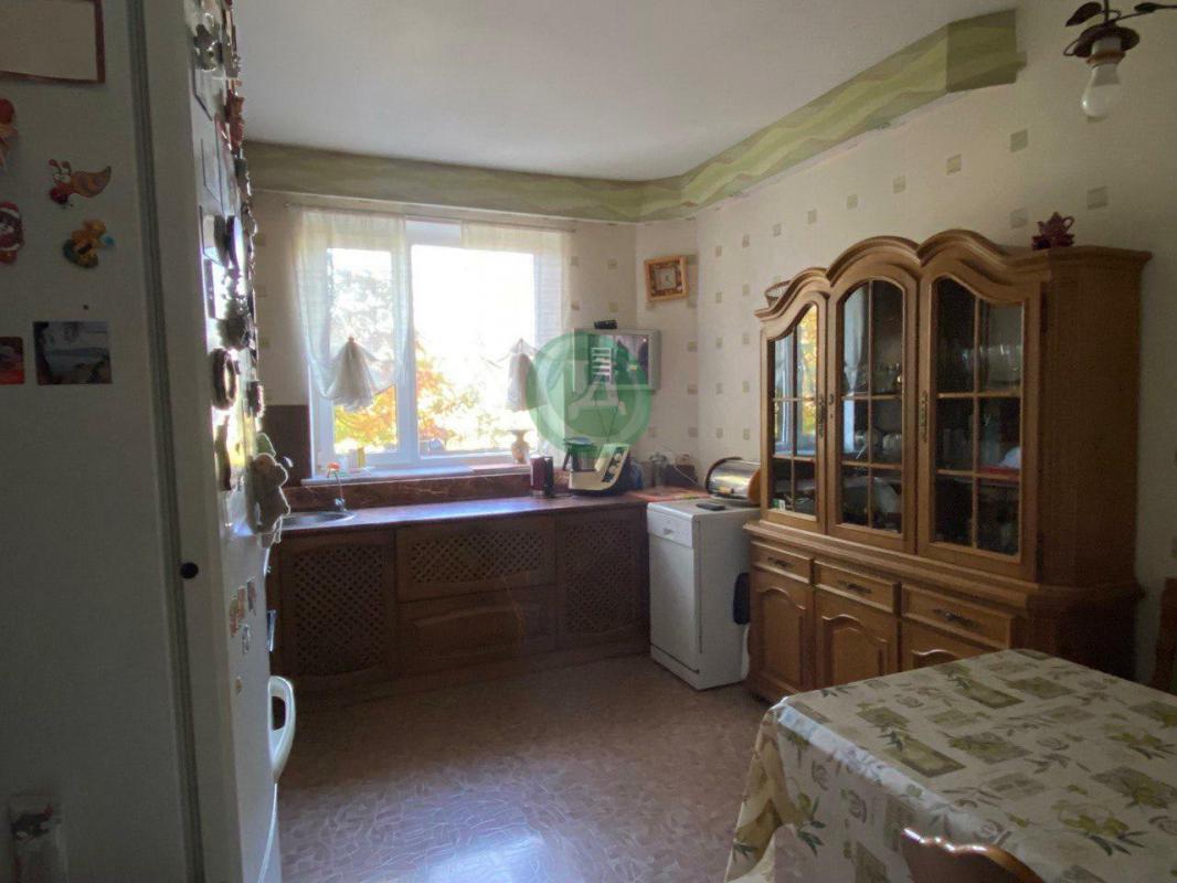 К продаже предлагается индивидуальный жилой дом на земельном участке полностью пригодный для комфорт - Орск