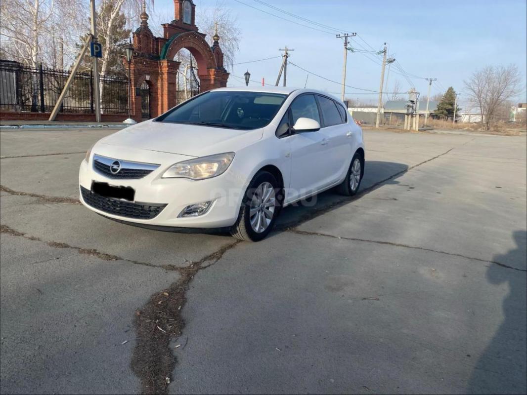 Автомобиль в хорошем состоянии 
Двигатель, коробка, ходовая на отлично 
Мульти руль, кондиционер, - Орск