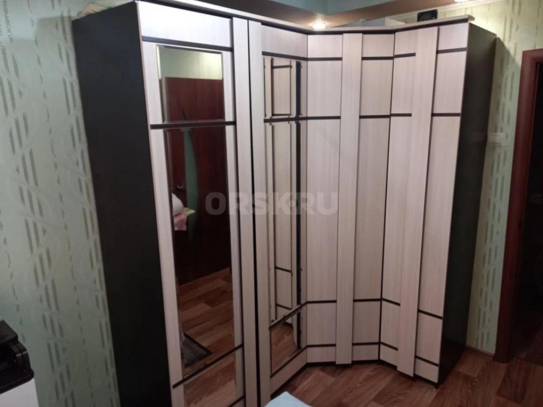 Продаётся мебель:две детские, горка, прихожая (делалась под заказ в панельную пяти этажку чтобы не в - Орск