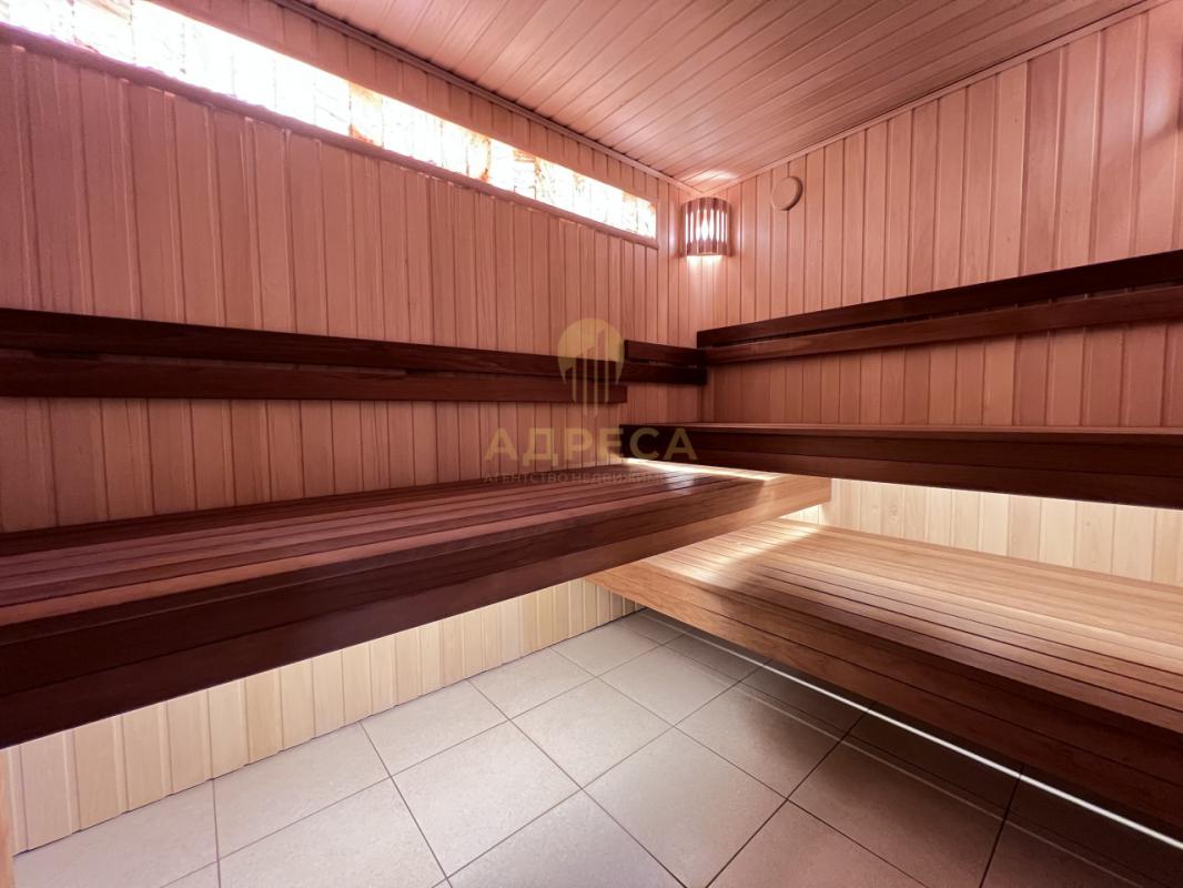 Продаётся просторный и надёжный дом для большой семьи в поселке Ленина ( Заречье) со всей необходимо - Ленина