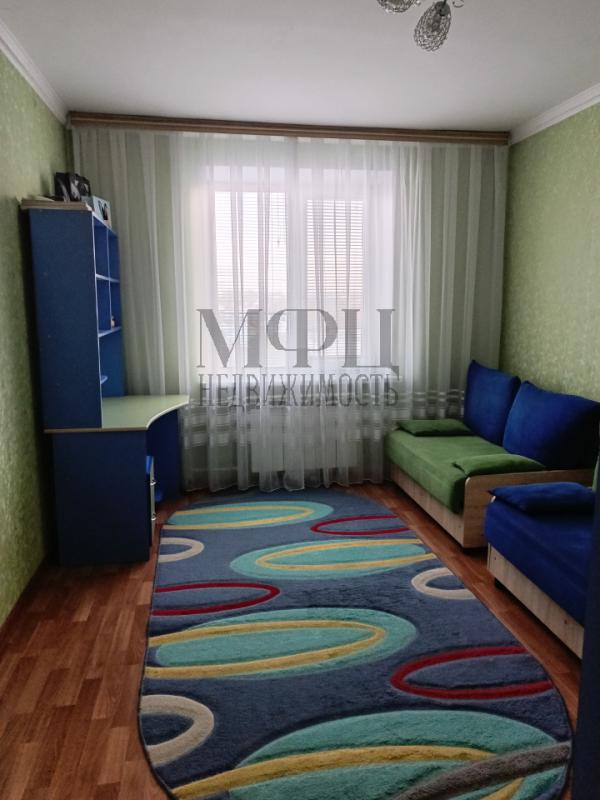 Предлагается к продаже просторная 2-комнатная квартира с улучшенной планировкой, расположенная в тих - Орск