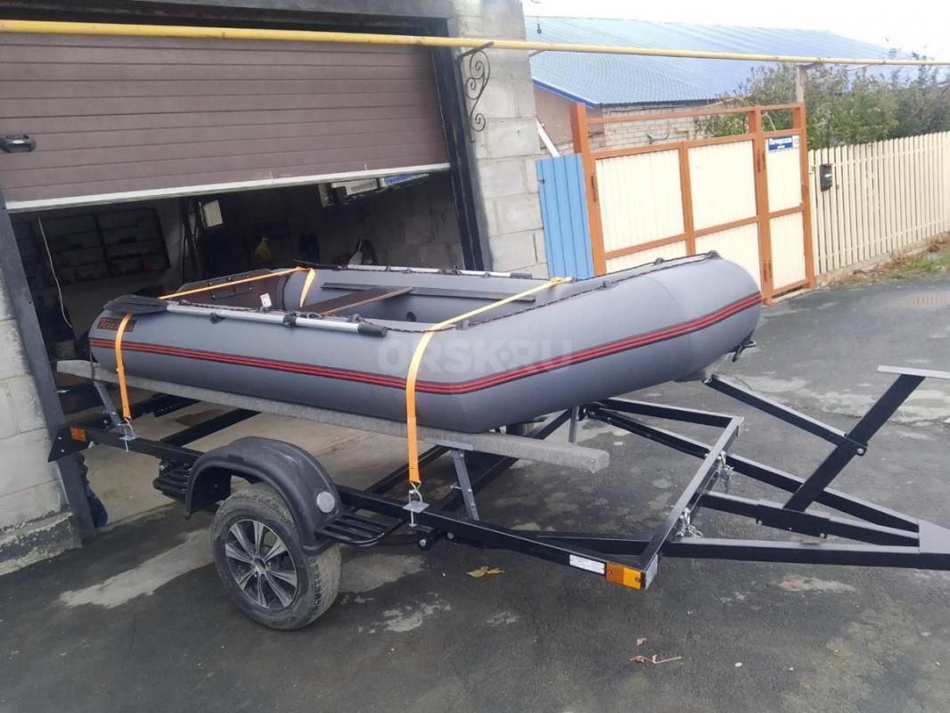 Продам прицеп, размер 2,8× 1,6, высокий тент, почти новый. - Орск