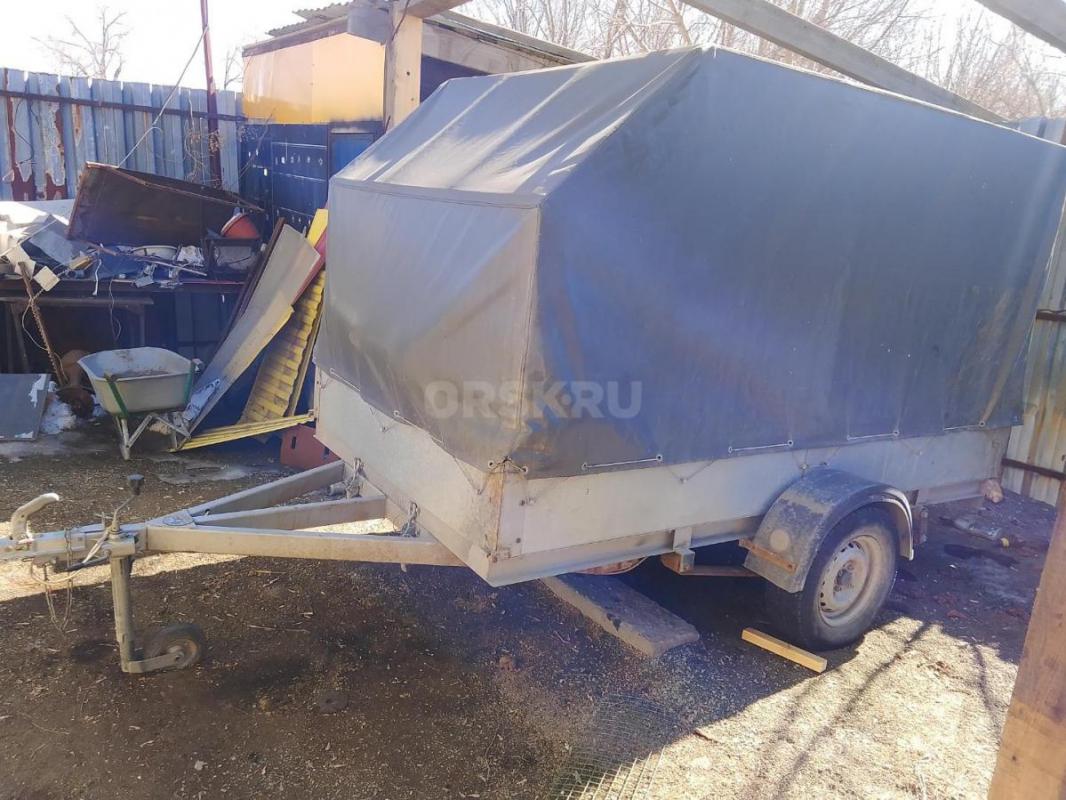 Продам прицеп, размер 2,8× 1,6, высокий тент, почти новый. - Орск