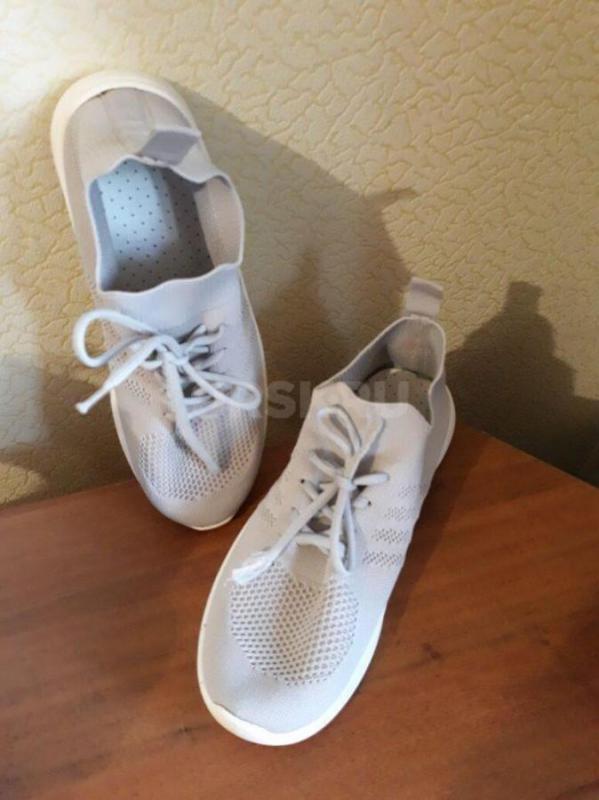 Ботинки демисезонные, состояние новых, по стельке 26 см ( одеты несколько раз)-700 руб., кроссовки п - Орск