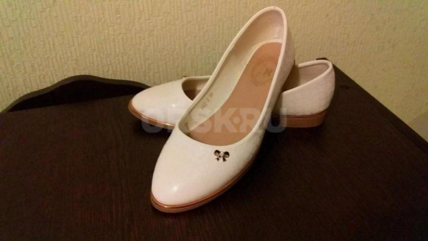 Ботинки демисезонные, состояние новых, по стельке 26 см ( одеты несколько раз)-700 руб., кроссовки п - Орск