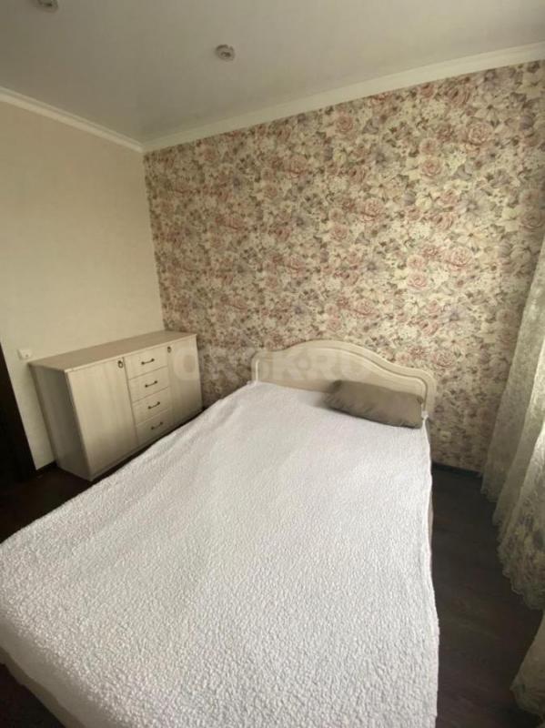 Сдам на длительный срок уютную 3-комнатную квартиру в г. - Орск