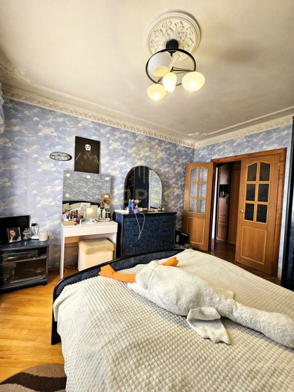 Продается 2х комнатная квартира по адресу: ул. - Оренбург