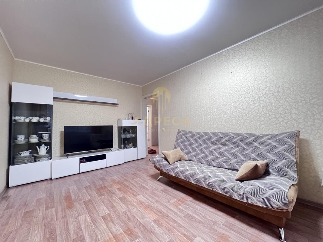 Продаётся просторная 3-х комнатная квартира на 1 этаже 5-ти этажного дома - РОМАШКА!!! - Оренбург