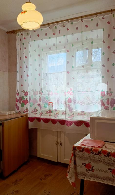 В продаже  1-комнатная квартира по адресу:  г. - Новотроицк