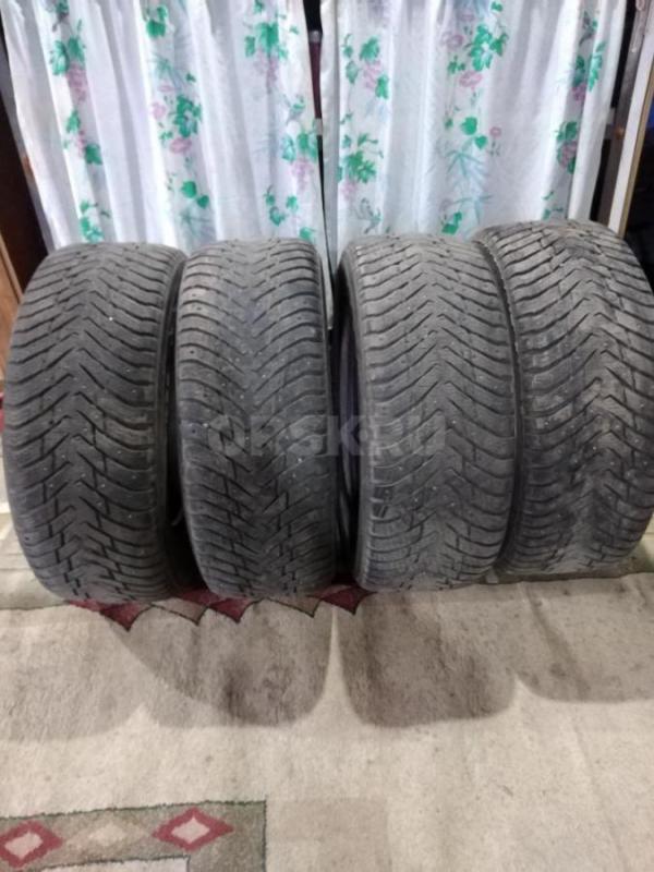 Продам комплект зиней резины б /у ходил один сезон. - Новотроицк
