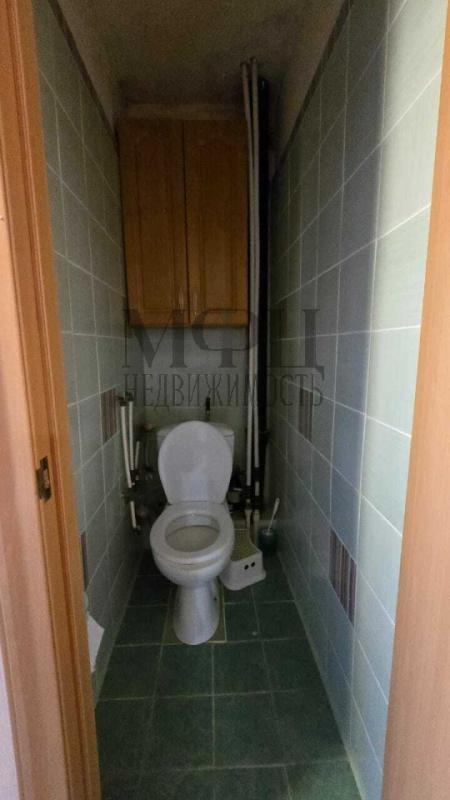 Продаётся замечательная тёплая квартира улучшенной планировки, расположенная по адресу: Просвещения, - Орск