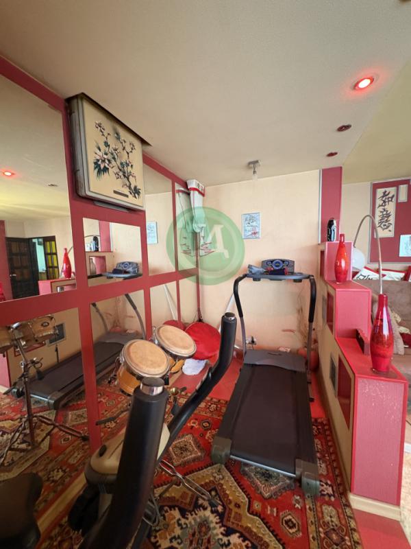 Продам 3-х комнатную квартиру по адресу: ул. - Орск