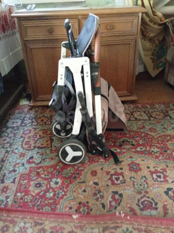 Коляска детская с козырьком, с вентиляционным окошком - Орск