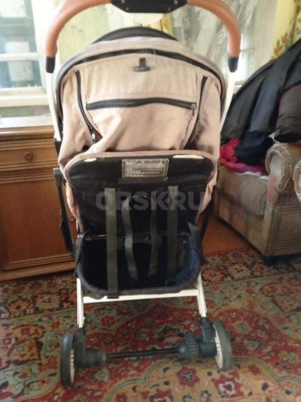 Коляска детская с козырьком, с вентиляционным окошком - Орск