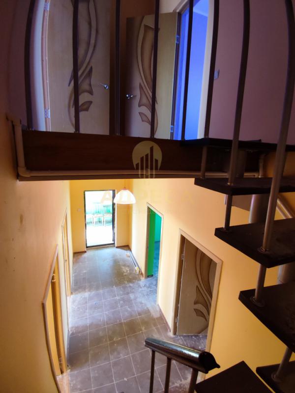 Продаётся новый двухэтажный дом площадью 96,6 квадратных метровв Сакмарском районе на участке 12 сот - Украинка