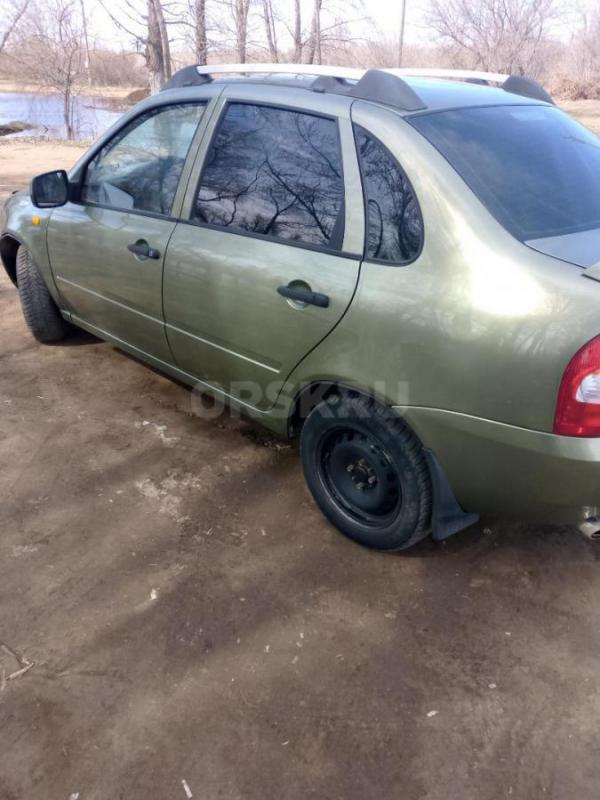 Продам ВАЗ в отличном состоянии эур стекло подъемники музыка сигнализации центр замок двигатель коро - Новоорск