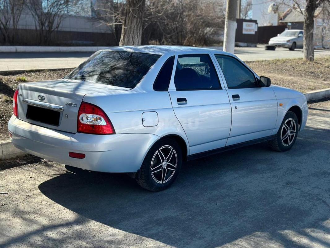 Продам Лада приора 2008гэ
2собственника
Без ДТП В родном окрасе
Кузов не гнилой 
Двигатель работ - Орск