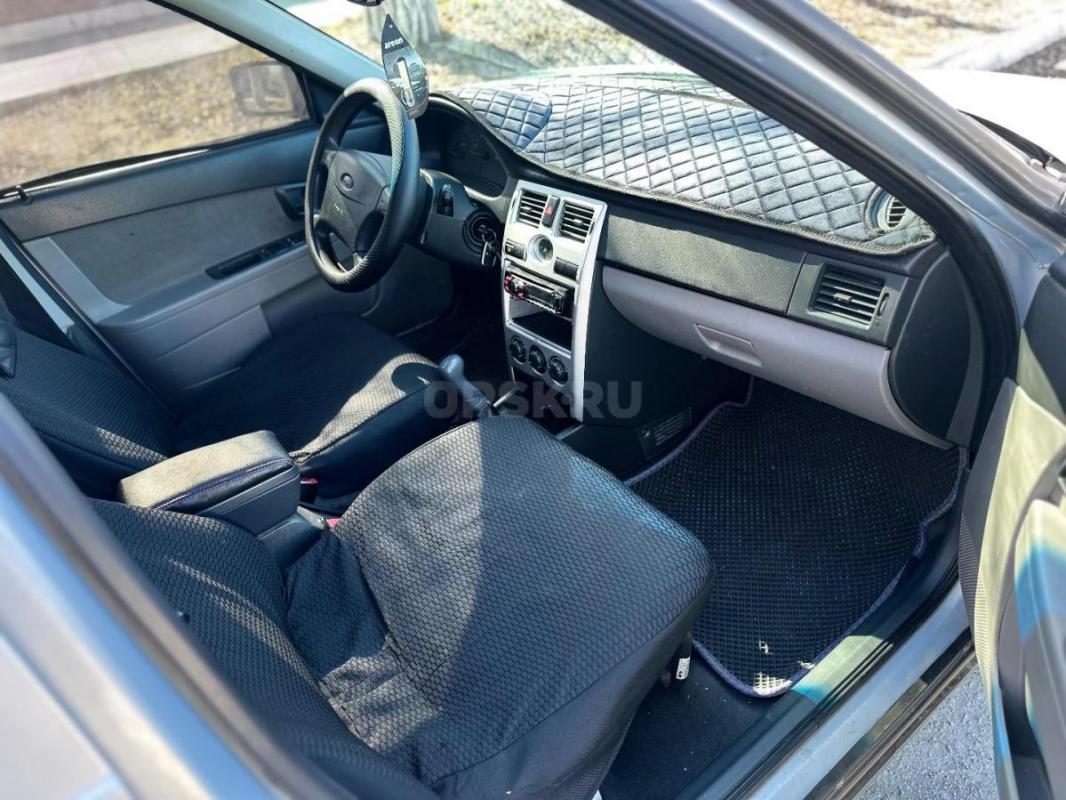 Продам Лада приора 2008гэ
2собственника
Без ДТП В родном окрасе
Кузов не гнилой 
Двигатель работ - Орск