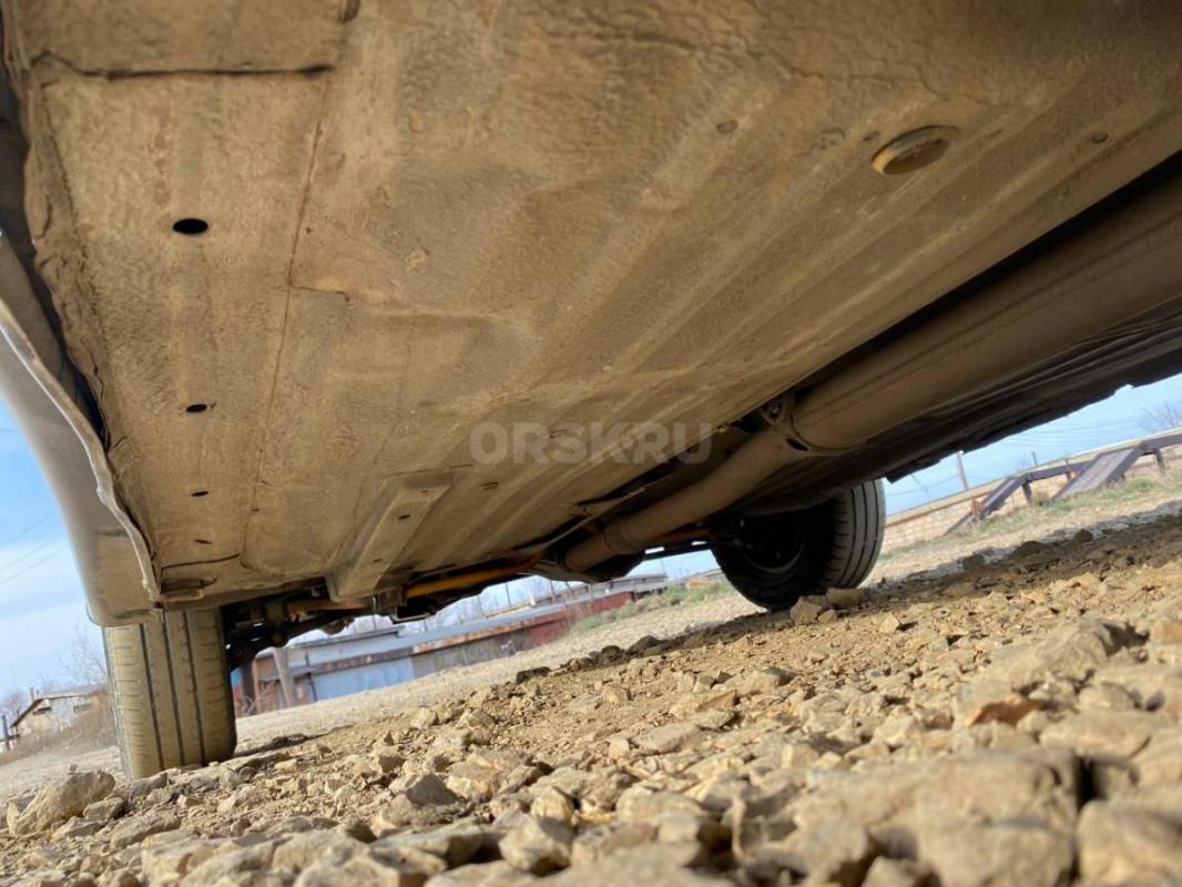 Продам срочно цена низ рынка Ваз 2115 2009г двигатель 1.6 работает отлично масло не расходует, дно п - Орск