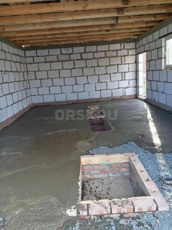 Строительная бригад
Выполним следующие работы
Фундамент, стяжка 
Кладка (кирпичей, пеноблока, шла - Орск