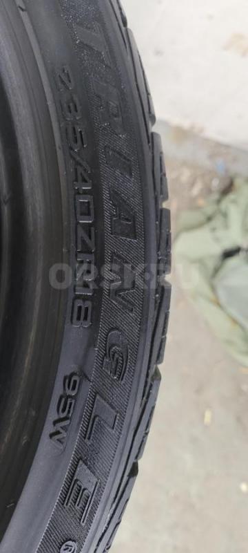 Шины R18 235/40 протектор еще хороший ,на одном балоне стоит латка на грыже её нужно переклеить,безк - Орск