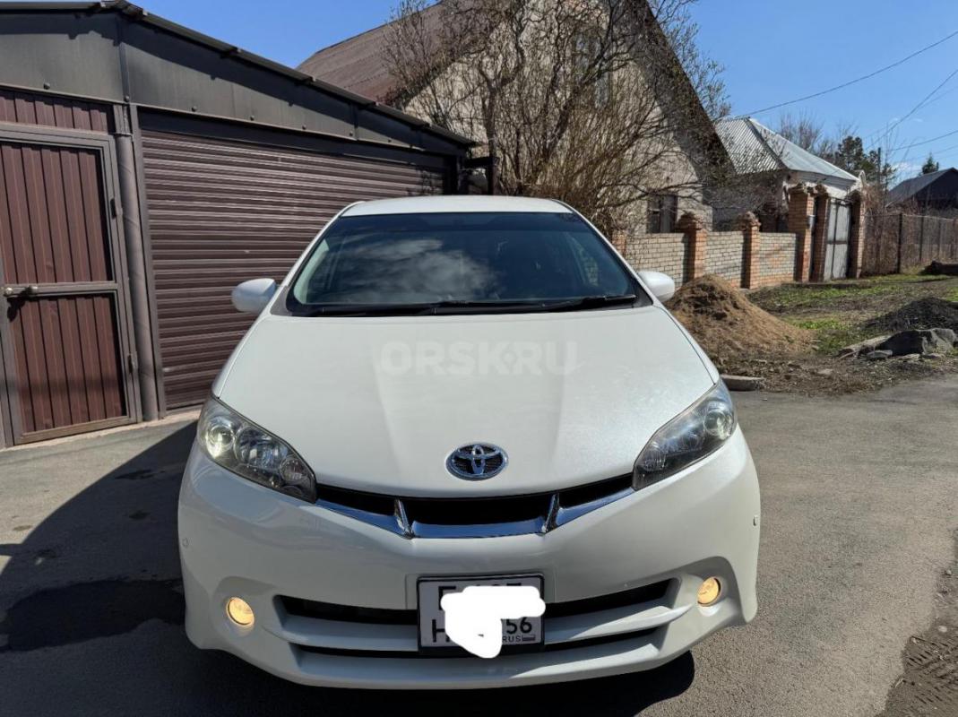 Продается 7-ми местный минивен, цвет перламутровый, самая топовая комплектация рестайлинговая, без к - Орск