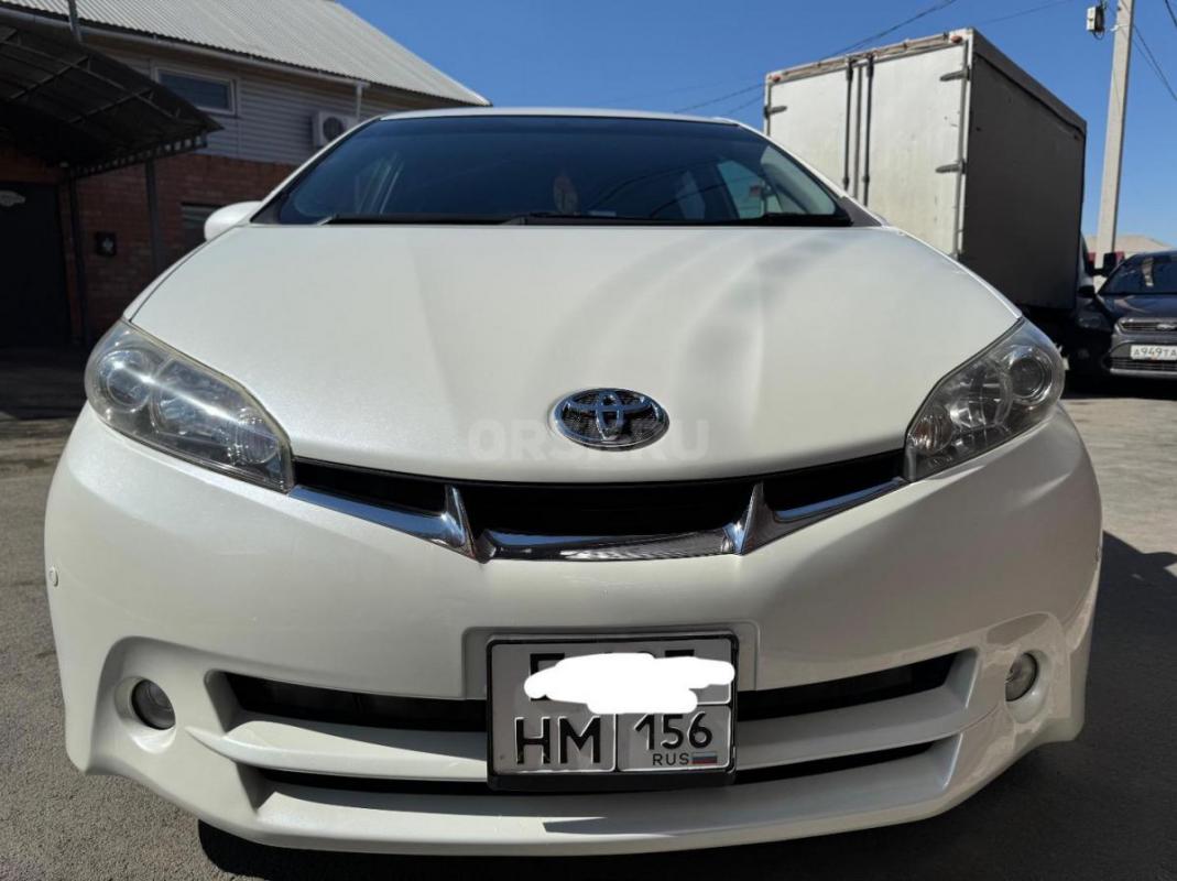 Продается 7-ми местный минивен, цвет перламутровый, самая топовая комплектация рестайлинговая, без к - Орск