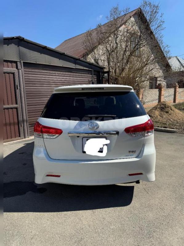 Продается 7-ми местный минивен, цвет перламутровый, самая топовая комплектация рестайлинговая, без к - Орск