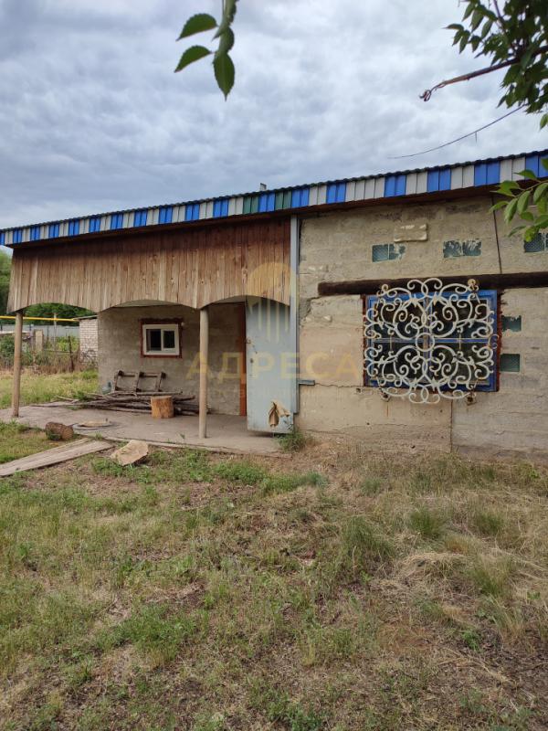 Продается дом в живописном уголке Сакмарского района!🏡 Местоположение: Село Дворики📏 Площадь дома: 1 - Дворики