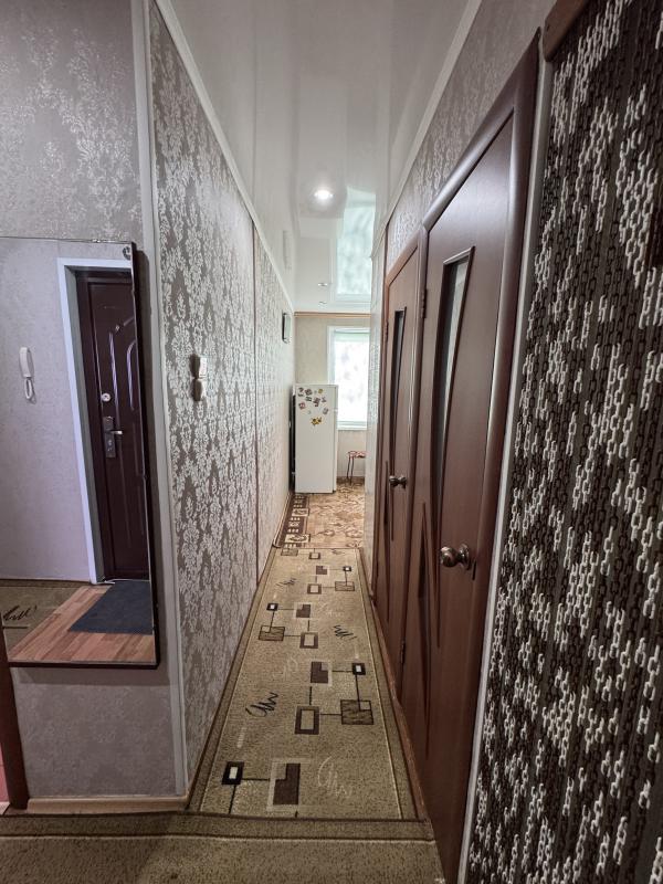 Продаётся двухкомнатная квартира площадью 44,4 кв. - Гай