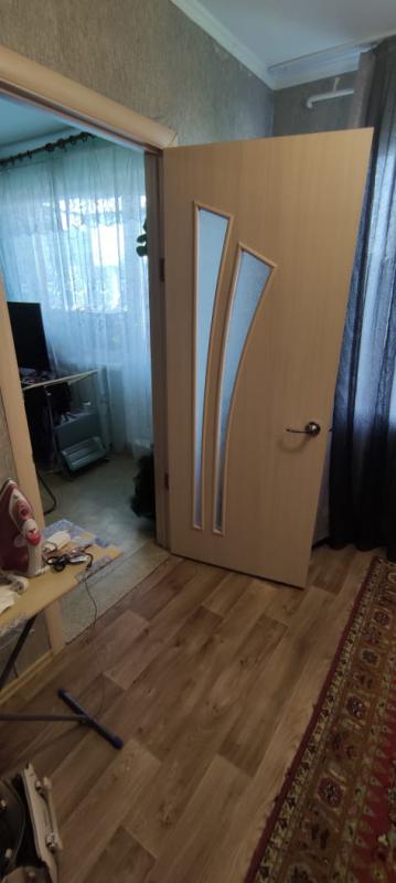 Мебель имеется для проживания,сплит система, техника,магазины рядом с домом, остановка тоже, школа,с - Новотроицк