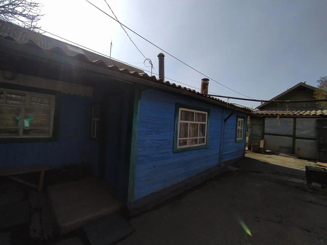 ПРОДАËТСЯ ХОРОШИЙ ДОМ
РАЙОН МОЛОКОЗАВОДА. - Новотроицк