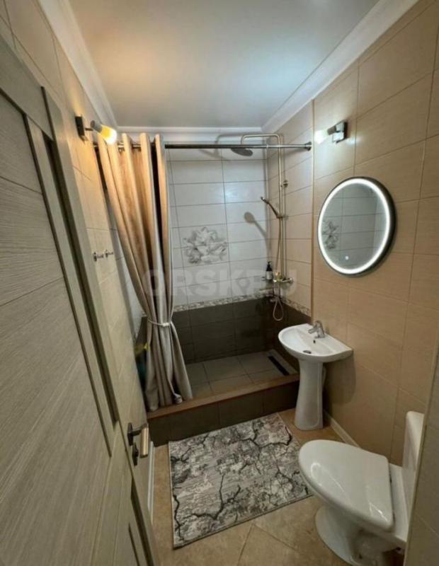 Двухкомнатная квартира в центре города, с новым евро ремонтом. - Орск