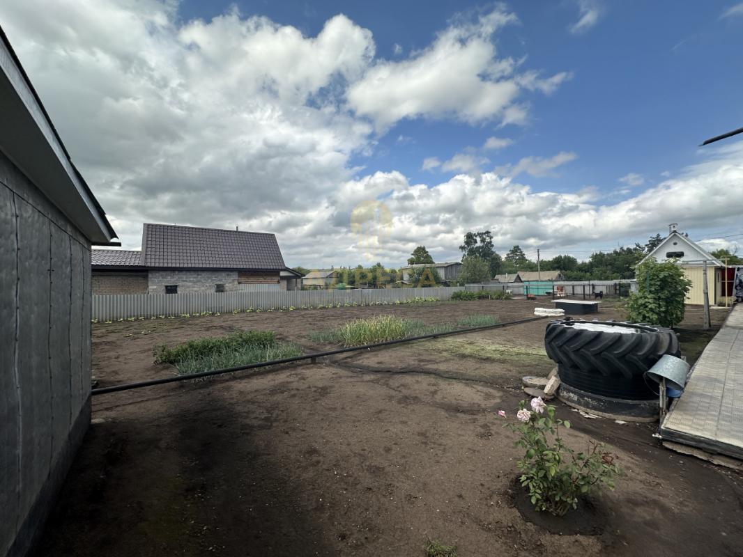 Продается уютный дом в поселке с развитой инфраструктурой!📍 Расположение: 50 км от г. - Сакмара