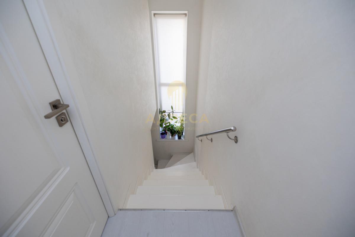 Продается таунхаус в п. - Весенний